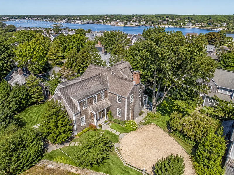 Windward tree work in Vineyard Haven